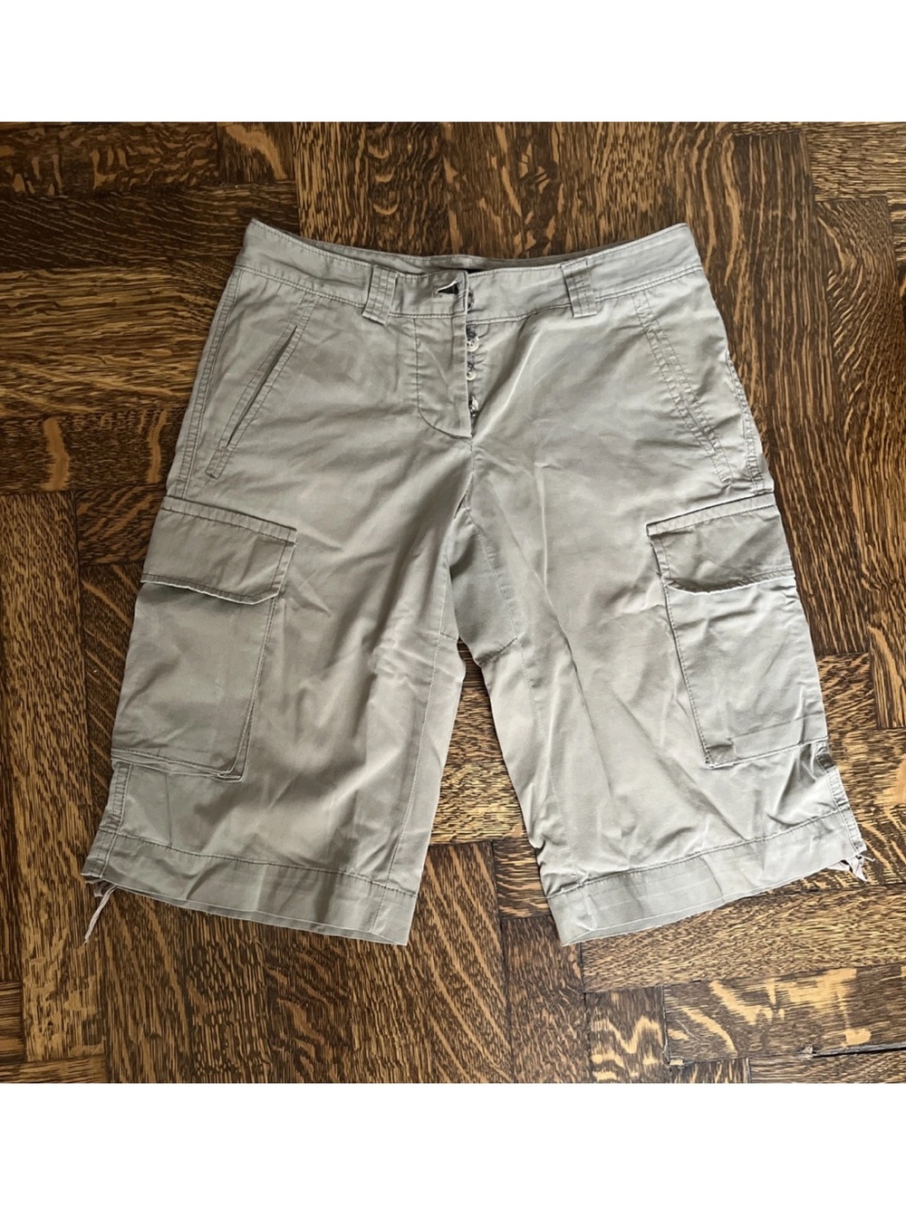 Theory Women Khaki Cargo Shorts Size 4